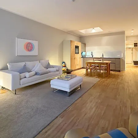 Moderne An Der Promenade Von Апартаменты *